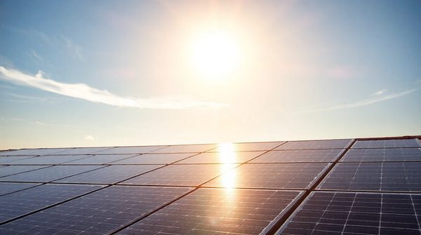 Meilleur service de panneaux solaires photovoltaïques plébiscité par les clients